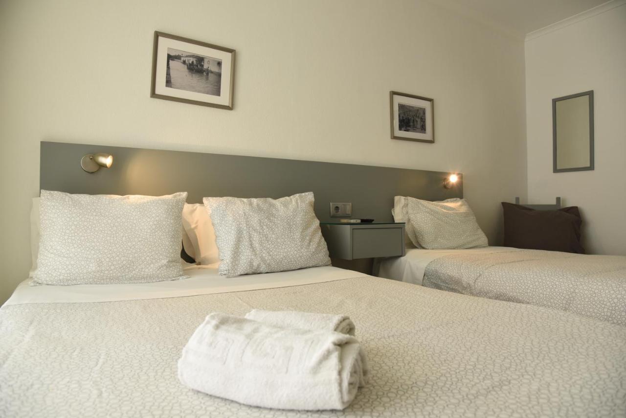 Flor Da Primavera - Residencial E Apartamentos Azambuja Εξωτερικό φωτογραφία