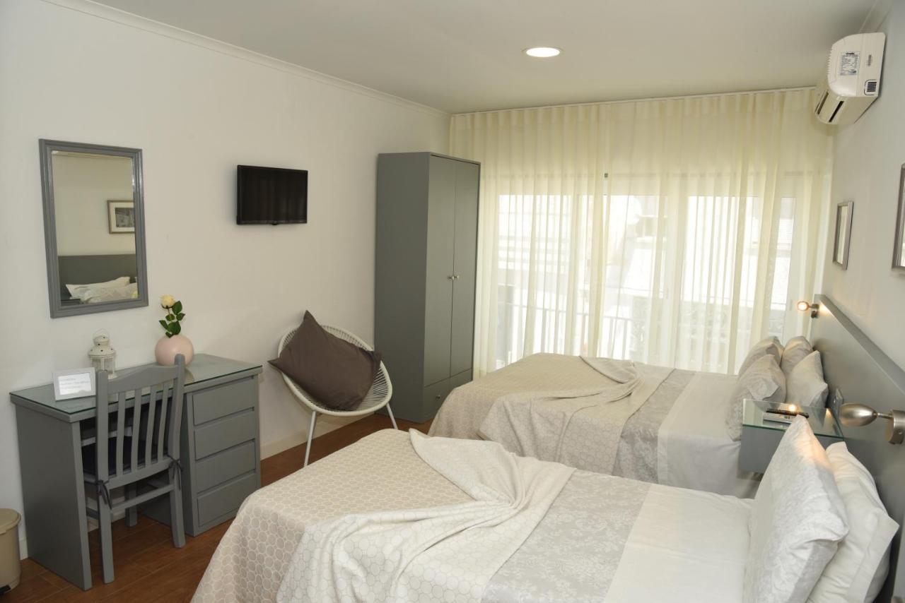 Flor Da Primavera - Residencial E Apartamentos Azambuja Εξωτερικό φωτογραφία