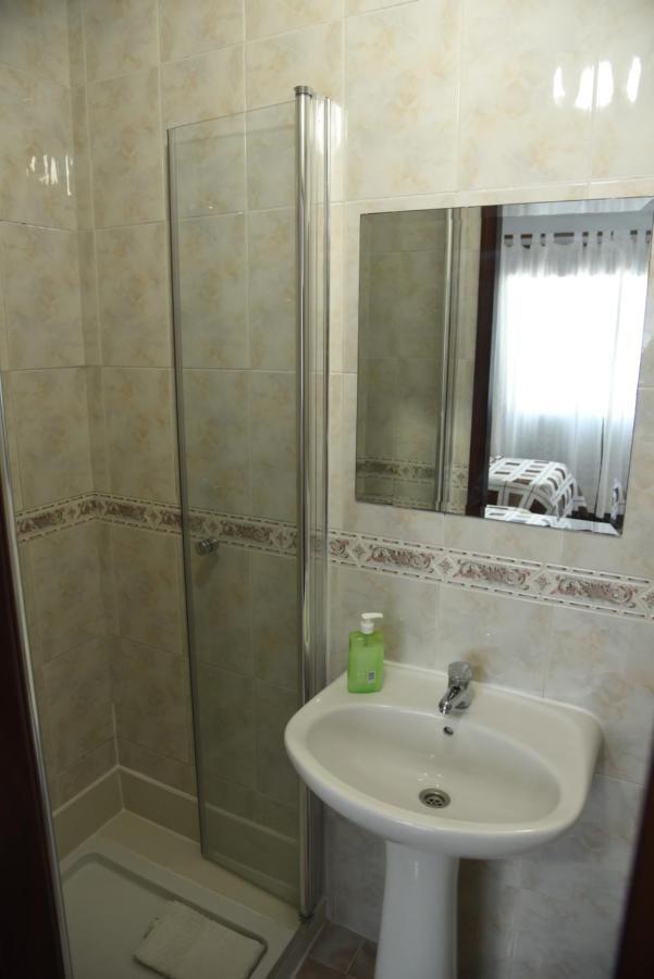 Flor Da Primavera - Residencial E Apartamentos Azambuja Εξωτερικό φωτογραφία